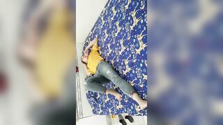 Quay lén vợ chồng công nhân địt nhau trog nhà trọ P1