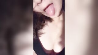 Đit e rau non chubby