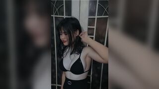 Baby chem chép nhiều nước vú cực khủng nghiện thủ dâm show hàng