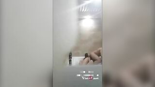 Thg chú súc vật, Nhờ trông Cháu mà Djt cháu nó khắp nhà gạ mua TS