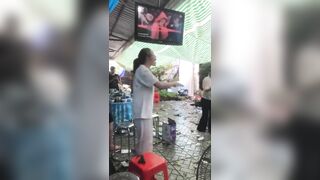 Độc lạ Sai Gòn, Họp Lớp Bú Vú Sờ lồn nhau giữa Quán ăn bin phát hiện