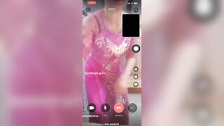 Bị cấm dạy thêm, cô giáo về show lồn kiếm thêm