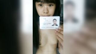 Bé học sinh lớp 10 khoả thân vay tiền qua app
