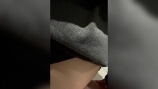 Public trong WC của CGV Hùng Vương