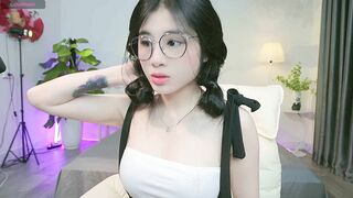 Nàng Anna Gau Live Thủ Dâm SS2 Phần 9
