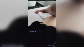 Nữ sinh mới lớn gạ bạn học vào nhà nghỉ làm chuyện người lớn