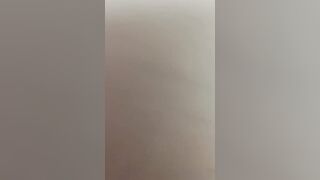 Trói tay bạo dâm chị hàng xóm mũm mĩm khi ở nhà một mình sướng vl ra