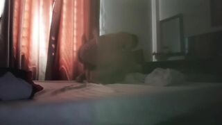 Đang địt ck em gọi videos phải dừng mất cả hứng