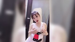 Gạ gẫm gái trên mạng cuối cùng cũng được gặp mặt ngoài đời bú mút con cặc kích thích