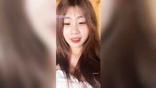 Ngọc Nhi 2k show vú bự, đi tắm rửa lồn siêu nứng