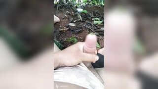 Thích đồ lót