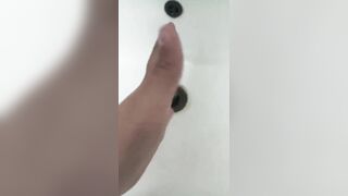 Bùi gia khang sục ra tay