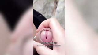 Đưa em gái dâm ra biển địt nhau trước mặt người lạ bú cu dâm đãng