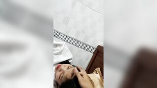 Cô nàng công sở có sở thích bú cu