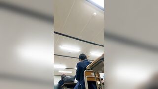 Quay lén dưới váy các em gái Nhật P5