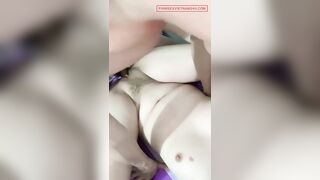 Mặt Non lồn Bé, Mà e Phải Djt con cặc 40 Cm mới Thoả Mãn rên rỉ