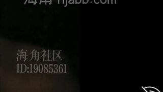 Khốn nạn a trai nữa đêm nứng cặc liền lôi con e họ ra địt tới tấp còn quay vid để bán