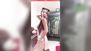 Cô giáo Linh Nhi CBQ chờ Học sinh về Là live Móc Lon khiêu dâm