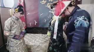 Phi Tần Ngoại Tình Cùng Quan Văn Sau Lưng Vua