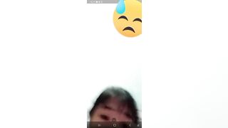 E gái vú to, lozz hồng ngon