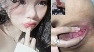 Sex Nguyễn Anh Phương Gọi Messenger Show Hàng Cho Bạn Trai Sục Cặc