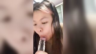 Em Gái Mủm Mỉm Vú Bự Tự Quay Thủ Dâm 1