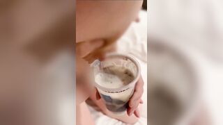 Vú nặng ra nhiều sữa vậy