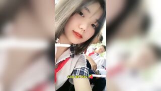 Clip của Bé Dâu 🍓 em ấy múp vãi vl