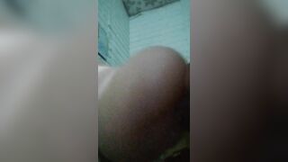 thủ dâm bằng cái lồn giả