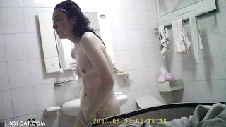 Quay lén teen tắm