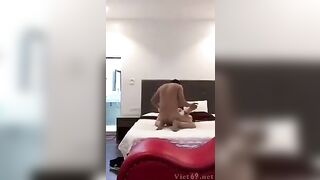 Shock, Mẹ Vợ Ngoại Tình đi KS Djt nhau Vs Con rể Bị quay lén Bắt tại trận