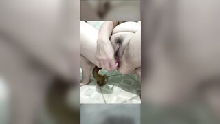 Máy bay bà già thủ dâm phần 2