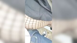Địt em gái xinh ở công trường mông to lồn khít bị người lạ nhìn thấy