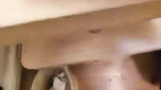 Bạo dâm nhét tàn thuốc vào lồn xông địt nát lồn con bồ dâm đãng