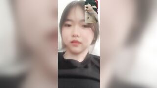 Bé học sinh non tơ. Thơm ngon 2