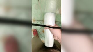 Em trai 2k7 nứng cặc thủ dâm bằng bao tiện lợi