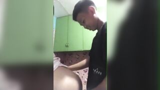 Thằng em họ được chị gái hàng xóm cho địt sướng hết cả cặc tê cả lồn