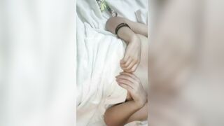 Sex Khám Phá Lồn Em Gái Mới Lớn Vạch Lồn Ra Cho Đút Vào Sâu Hơn