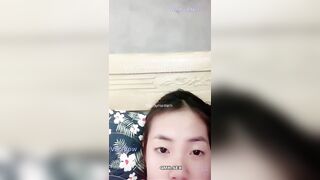 Em gái Việt Nam mới lớn lồn không lông tâp tành livestream thủ