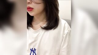 gái teen bím múp dâm đãng thủ dâm rên rỉ cùng sextoy cực đã