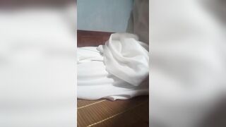 Em mới học về đã nứng