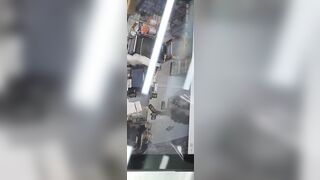 SIÊU THỊ MÁT LẠNH TRANH THỦ SHOW CHIM