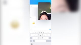 Yêu xa nên gọi cam móc lồn thủ dâm cho anh xem