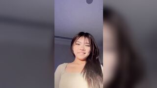 Đit em đào dâm trong bộ ren đỏ