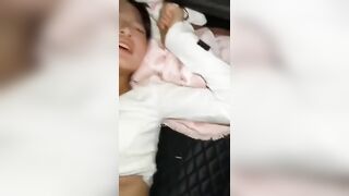 Em học sinh chống cự vô ích khi bị thằng lồn mất dạy dụ dỗ chịch tung lồn