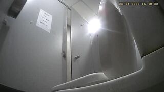 Quay lén wc vb 3