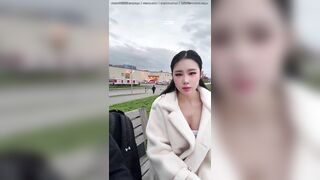 Gái dâm thích địt nhau với trai ngoài đường vú lồn múp nhiều nước
