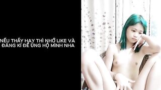 Em gái Loli tóc xanh siêu dễ thương tập tành livestream thủ dâm kiếm tiền P.1