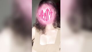 Eny mặt xinh vú đẹp 3