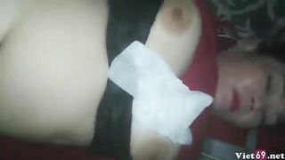 MBBG chơi bạo dâm cũng thanh niên đáng tuổi con